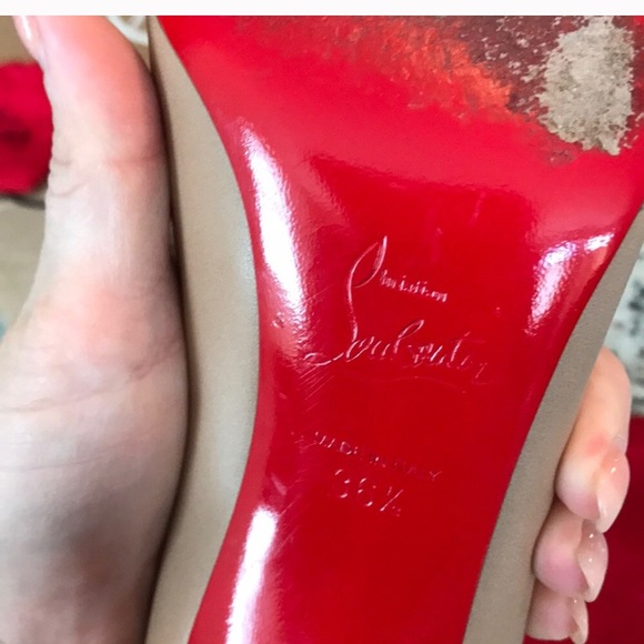 💯authentic Christian louboutin Apostrophy pump - Picture 5 of 7